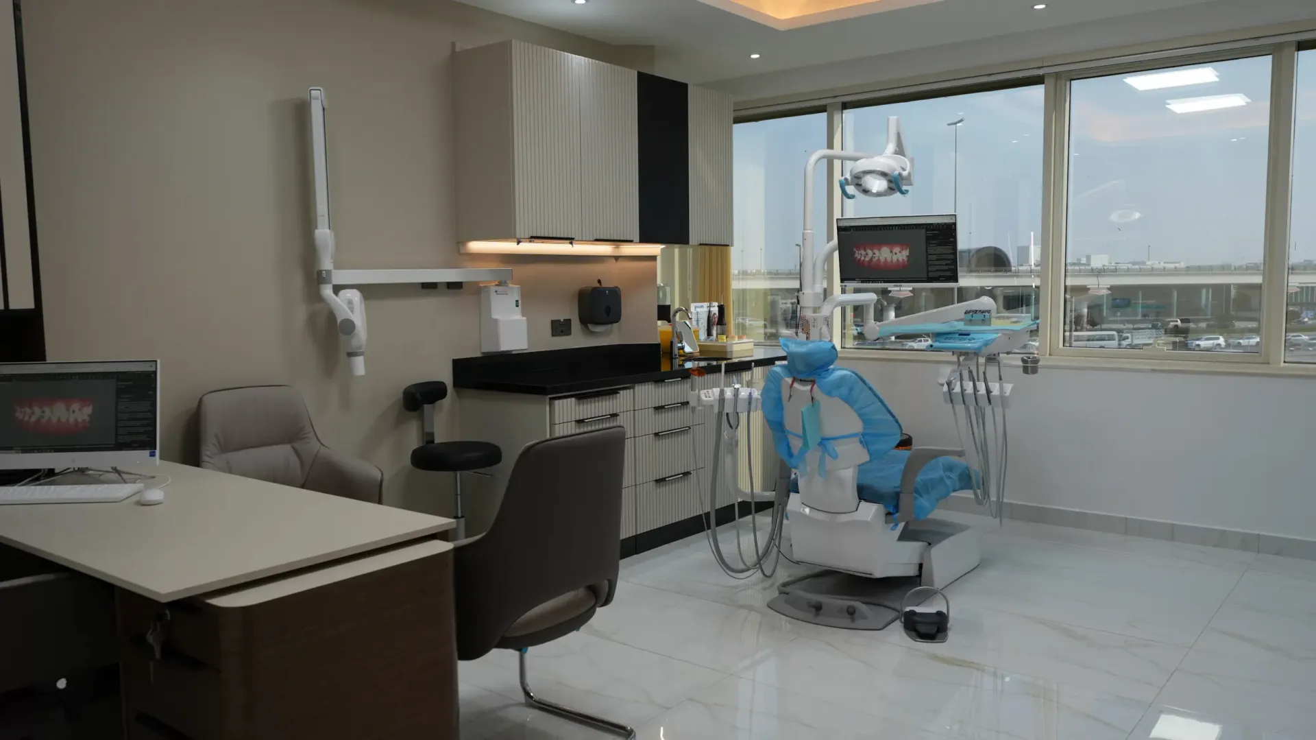 TopDent Clinic luxury consultation room with panoramic view of Dubai